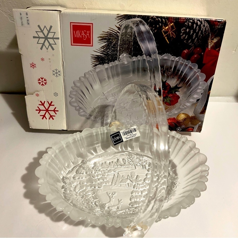 Mikasa Winter Dreams 9.5" Frost Glass Bowl SA951/524 In Original Box Germany New